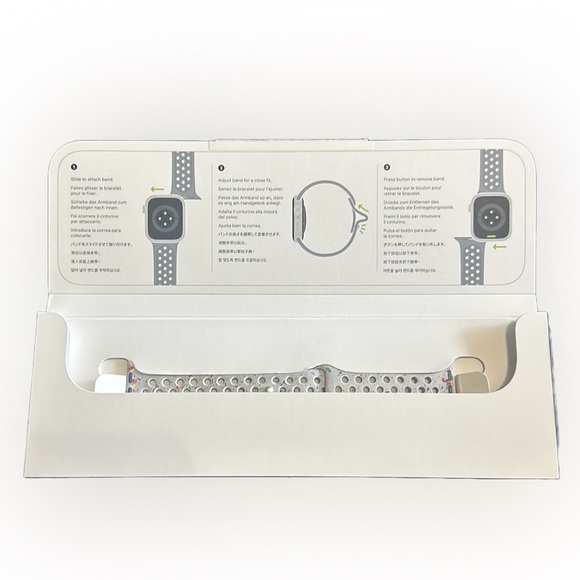 Apple Watch Pure Platinum Nike Sport Band M/L - Picture 3 of 5